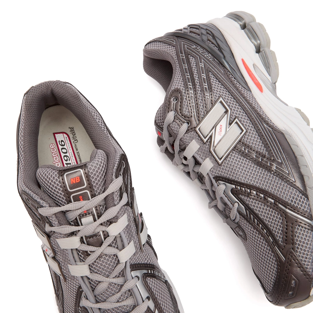 New Balance 1906R Sneaker Black Metallic